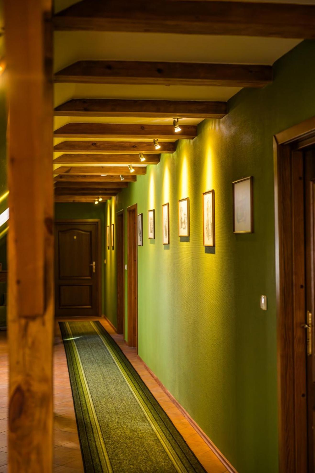 Zabi Dwor - Hotel - Restauracja - Spa 지엘로나구라 외부 사진